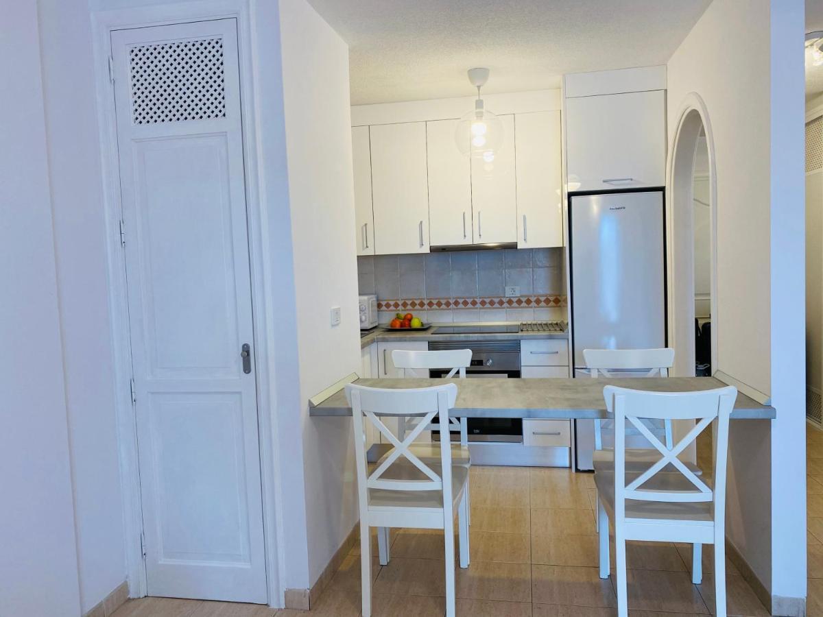 The Heights Relax Apartment Лос Кристианос Екстериор снимка